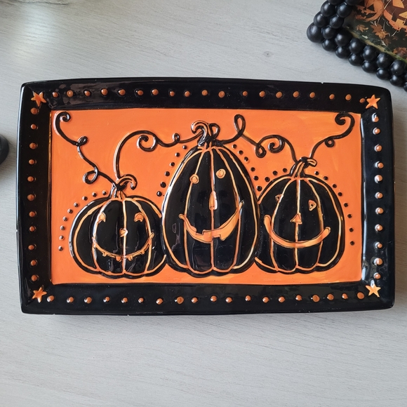 Hobby Lobby Halloween Pumpkin Tray - Black and Orange - Picture 1 of 3